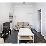 Houze Spacious 9 Bedroom Flat In Central Lisbon Appartamento *